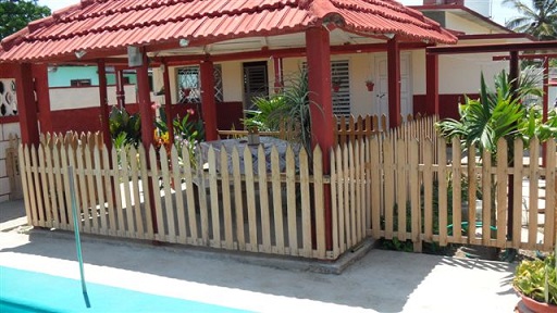 'Patio y area de piscina' Casas particulares are an alternative to hotels in Cuba.